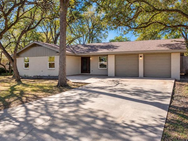 5704 Parkwood DR, Austin, TX 78735