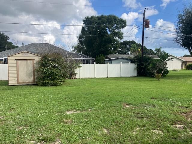 1625 SE Grapeland Avenue, Port Saint Lucie, FL 34952 Photo