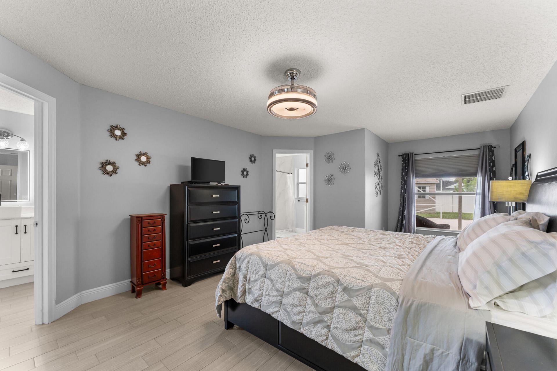 6530 NW Omega Road, Port Saint Lucie, FL 34983 Photo