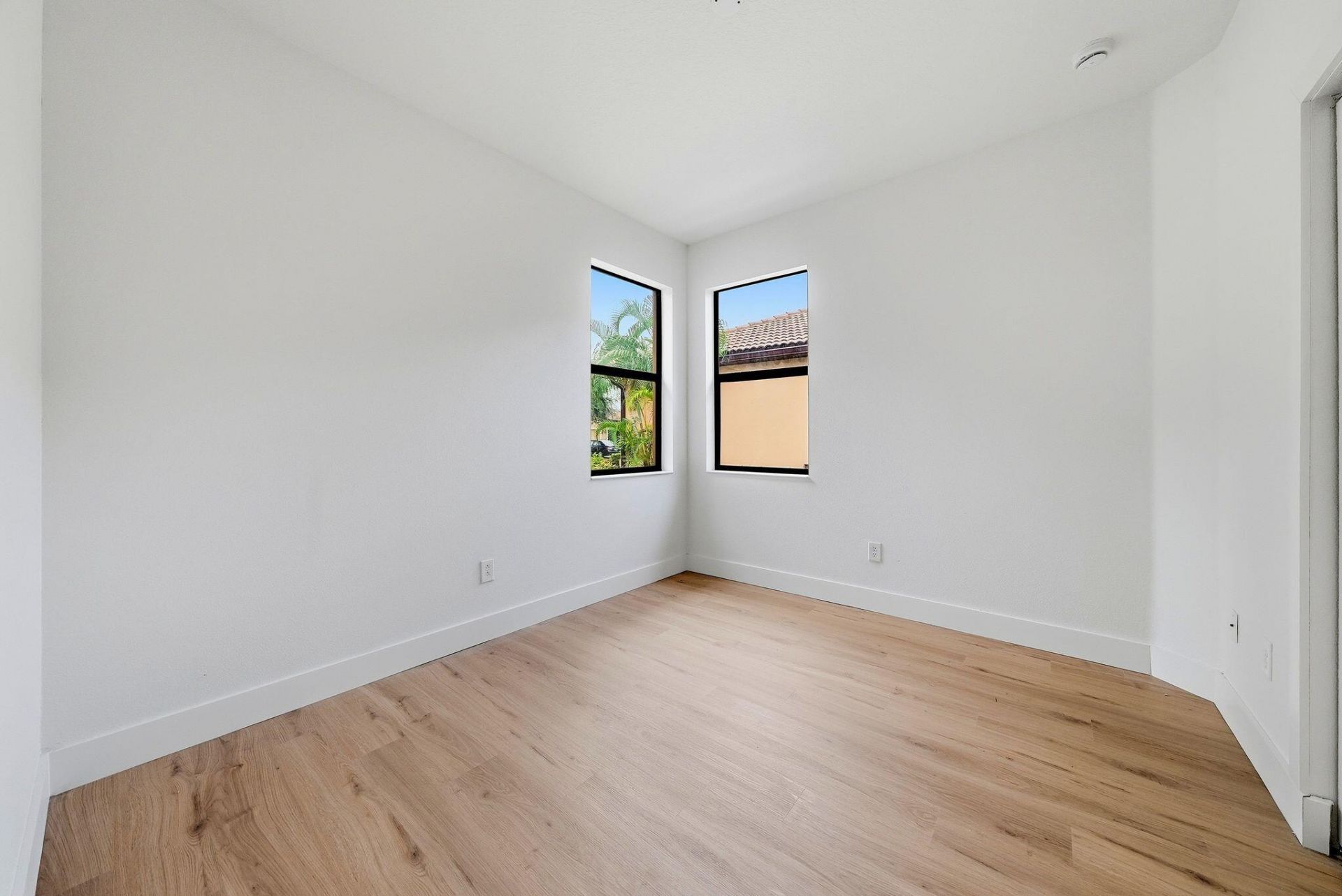 201 Shell Falls Drive, Apollo Beach, FL 33572 Photo