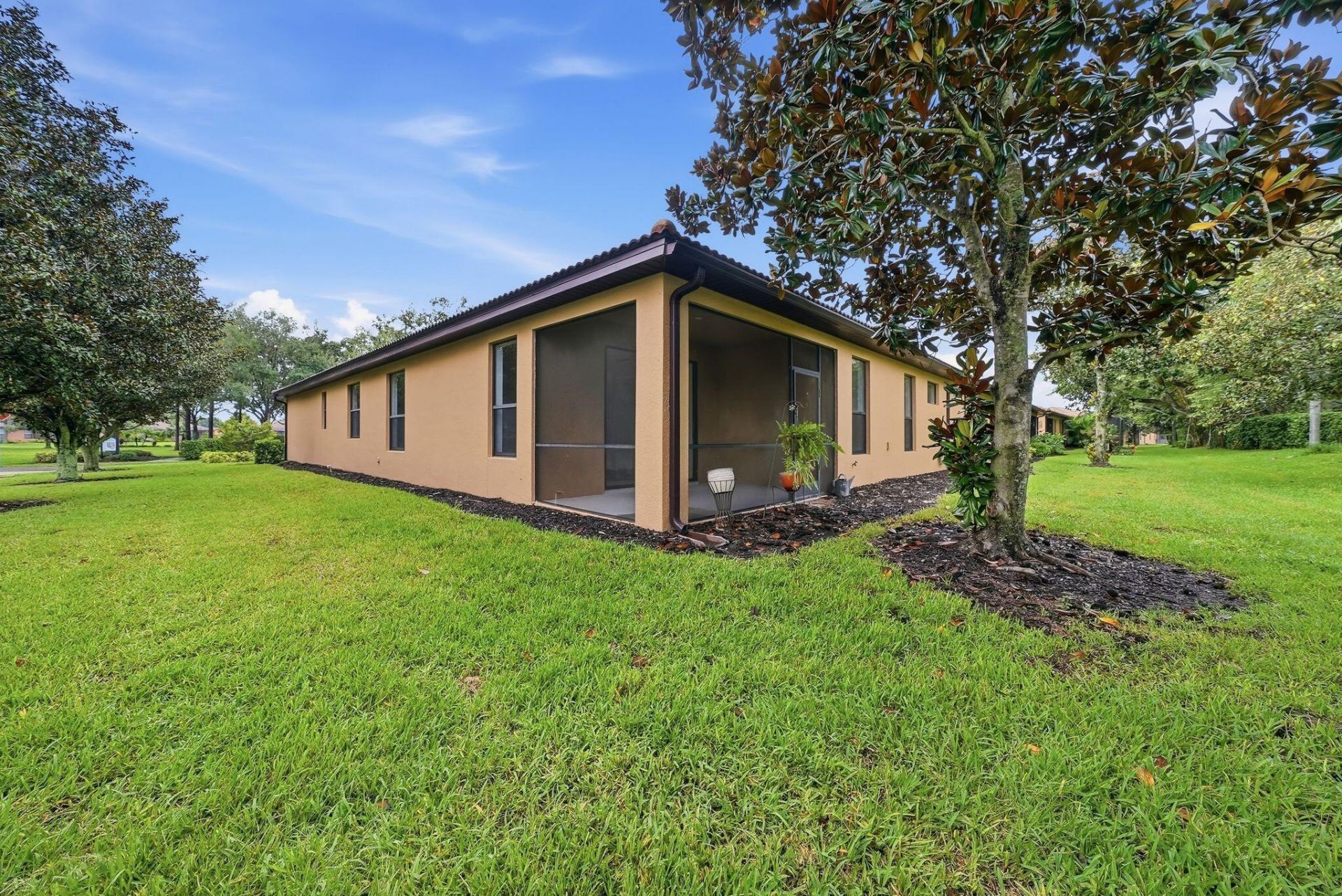 201 Shell Falls Drive, Apollo Beach, FL 33572 Photo