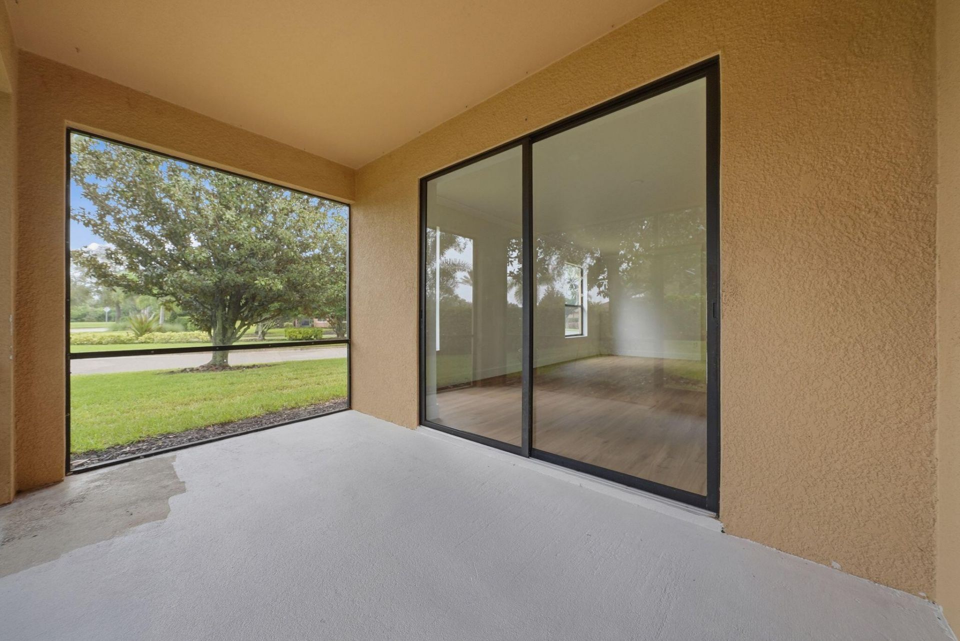 201 Shell Falls Drive, Apollo Beach, FL 33572 Photo