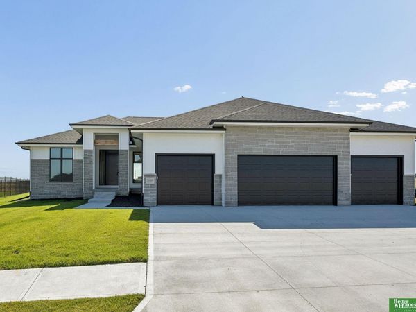 19505 Allied Street, Elkhorn, NE 68022