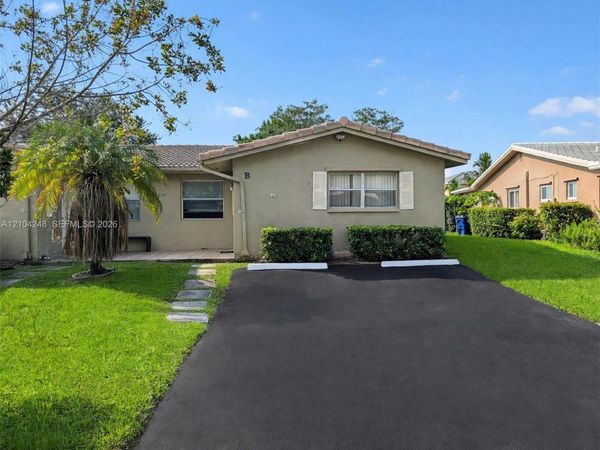 11220 NW 35th St , Unit B, Coral Springs, FL 33065