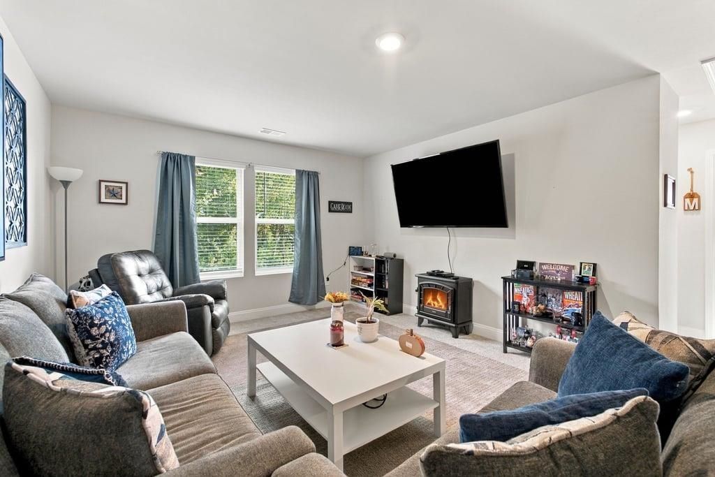 487 Waterend Dr.  Photo 16