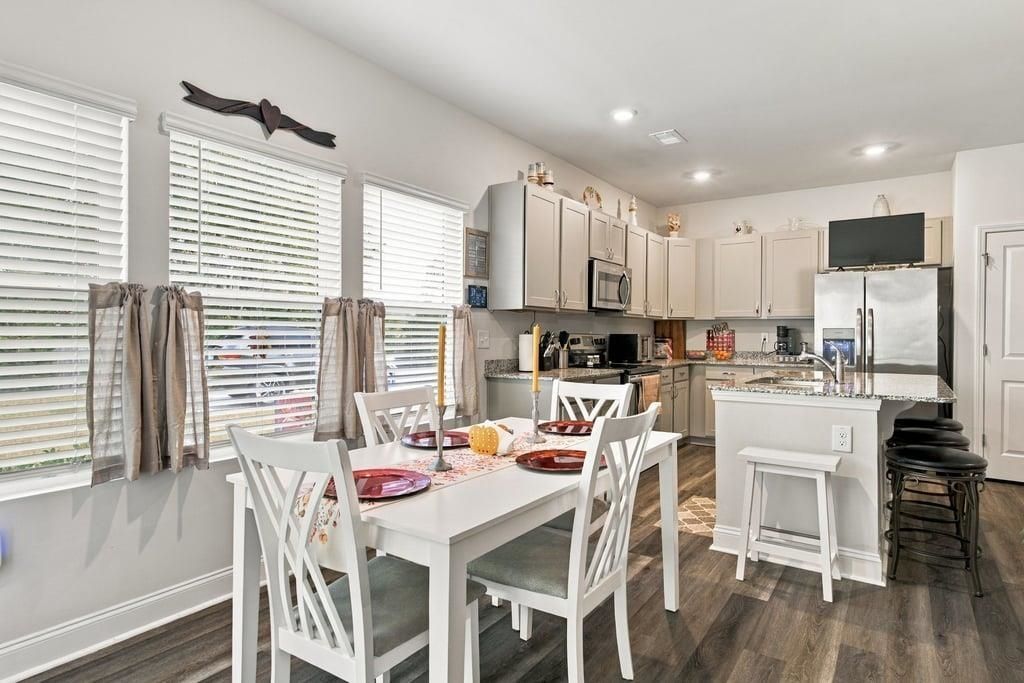 487 Waterend Dr.  Photo 38