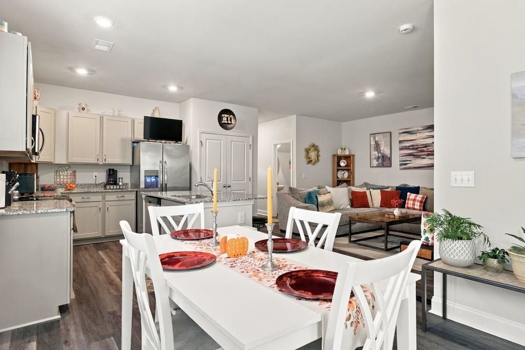 487 Waterend Dr.  Photo 39