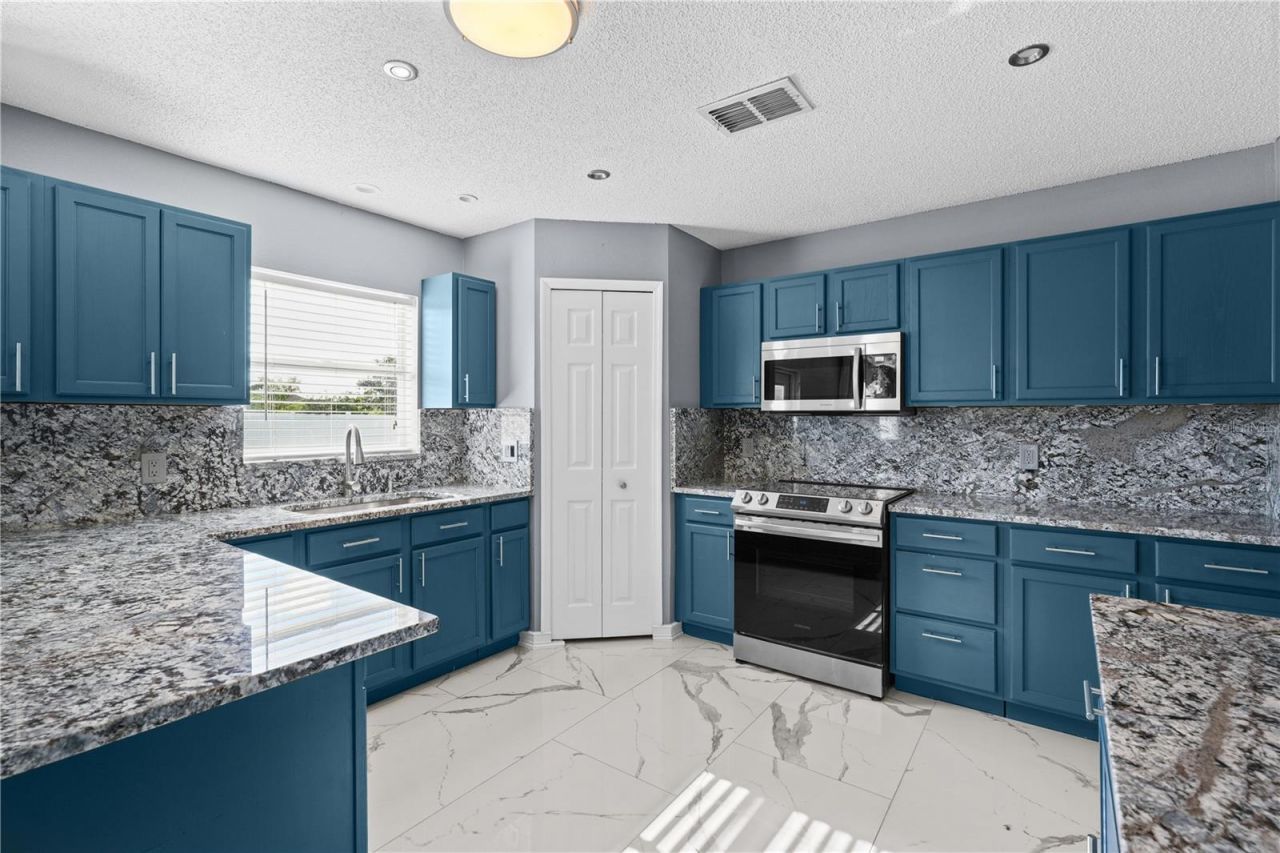 2430 Marcasite Loop , Kissimmee, FL 34743 Photo