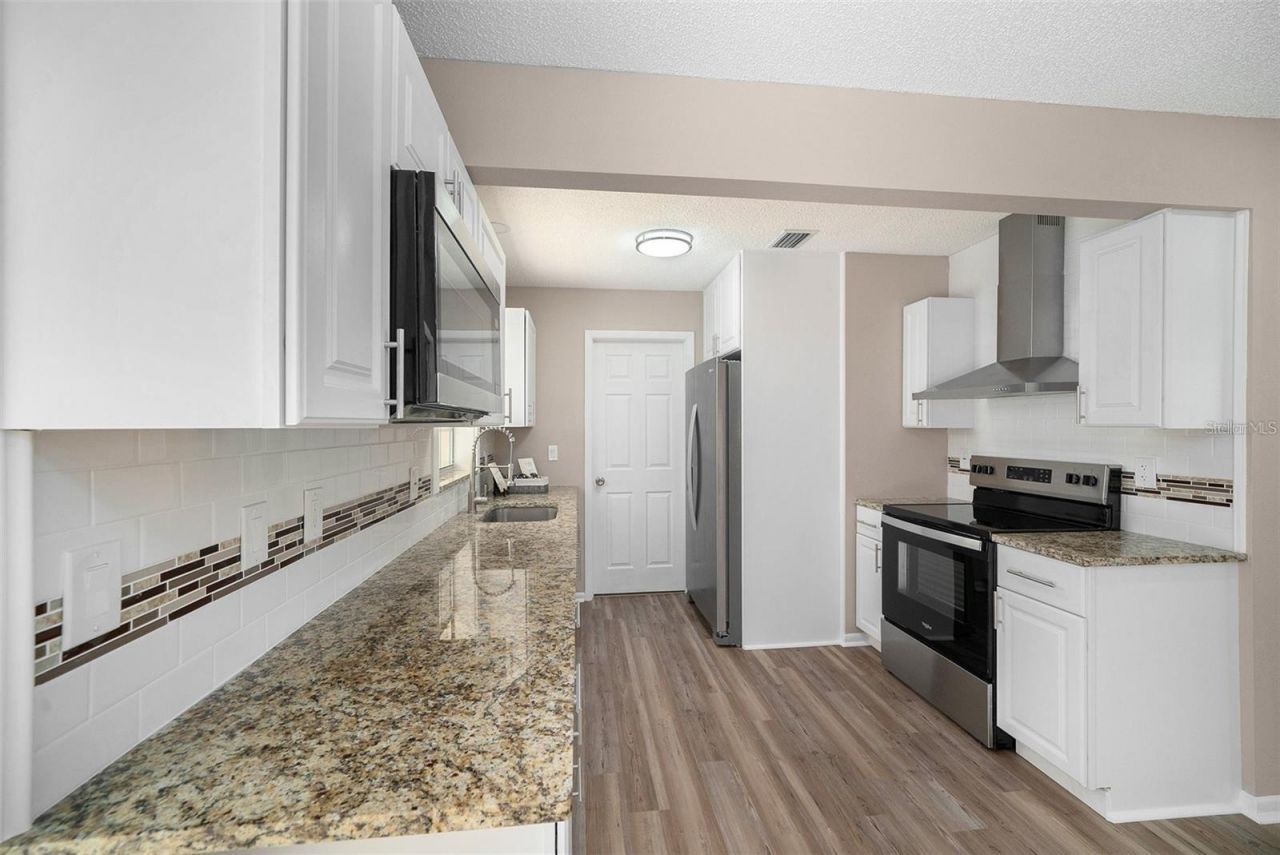 9526 Bayside Court, Spring Hill, FL 34608 Photo