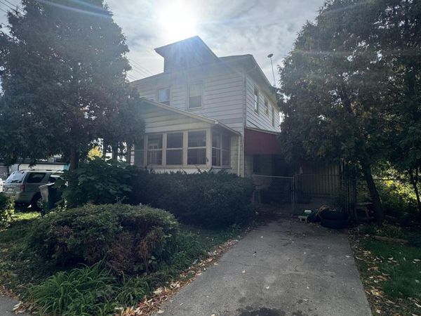 117 Smith Avenue, Lansing, MI 48910