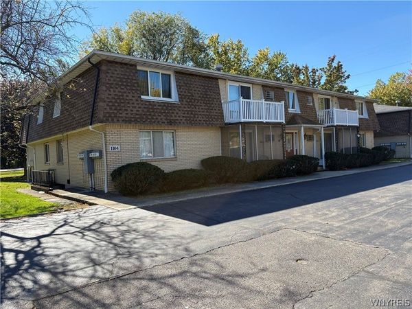 1104 Indian Church Road , Unit 9, Buffalo, NY 14224
