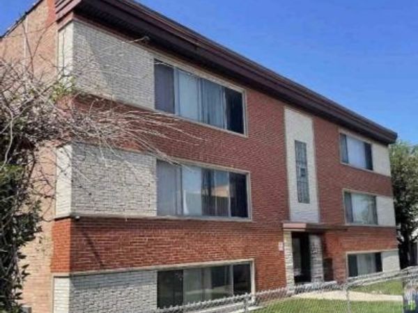 3852 N Elston Avenue , Unit 4, Chicago, IL 60618