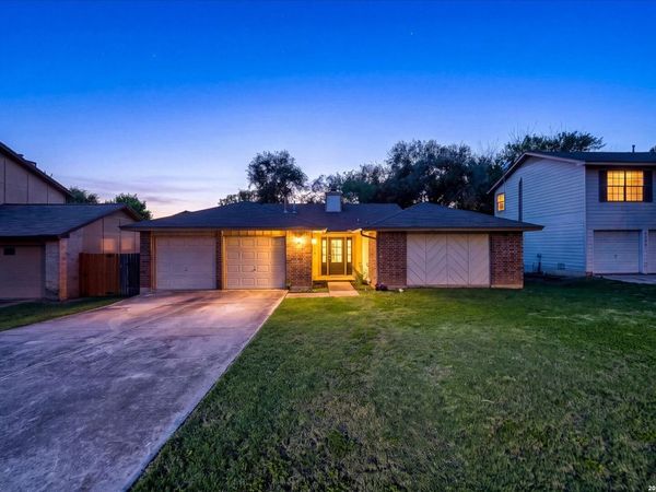 7275 FLAMING FOREST ST, San Antonio, TX 78250