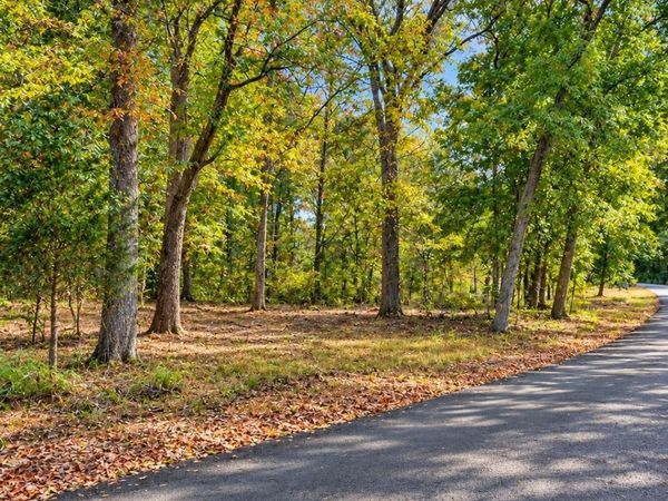 108 Lee Ct , Hendersonville, TN 37075