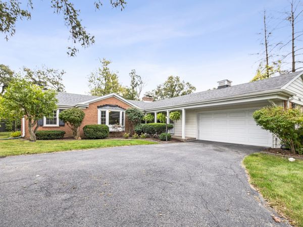 20525 Attica Road , Olympia Fields, IL 60461