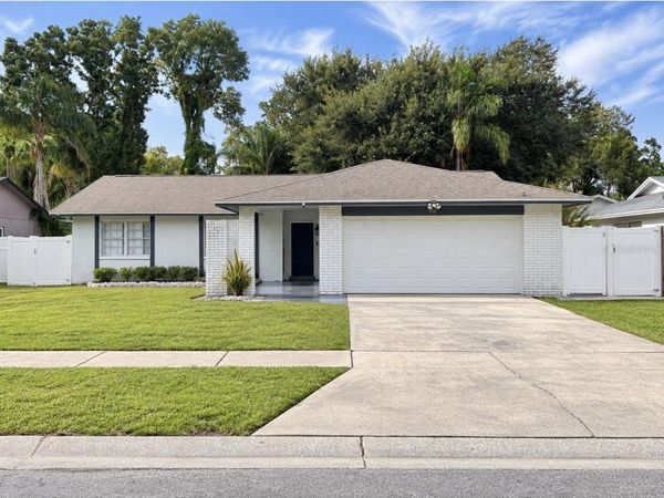 510 PROCLAMATION DRIVE , TAMPA, FL 33613