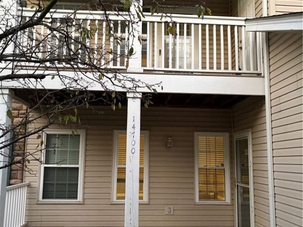 14700 Lenox Drive , Strongsville, OH 44136