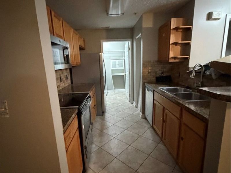 14700 Lenox Drive, Strongsville, OH 44136 Photo 4