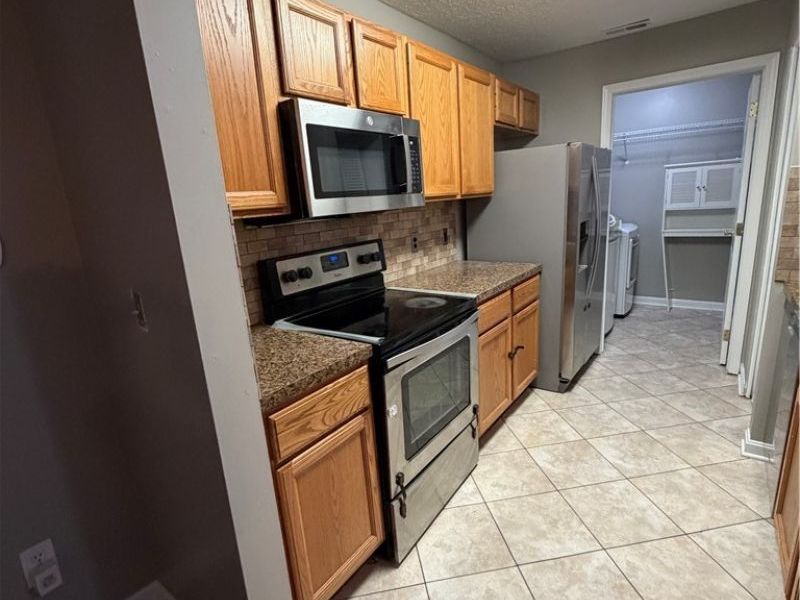 14700 Lenox Drive, Strongsville, OH 44136 Photo 5