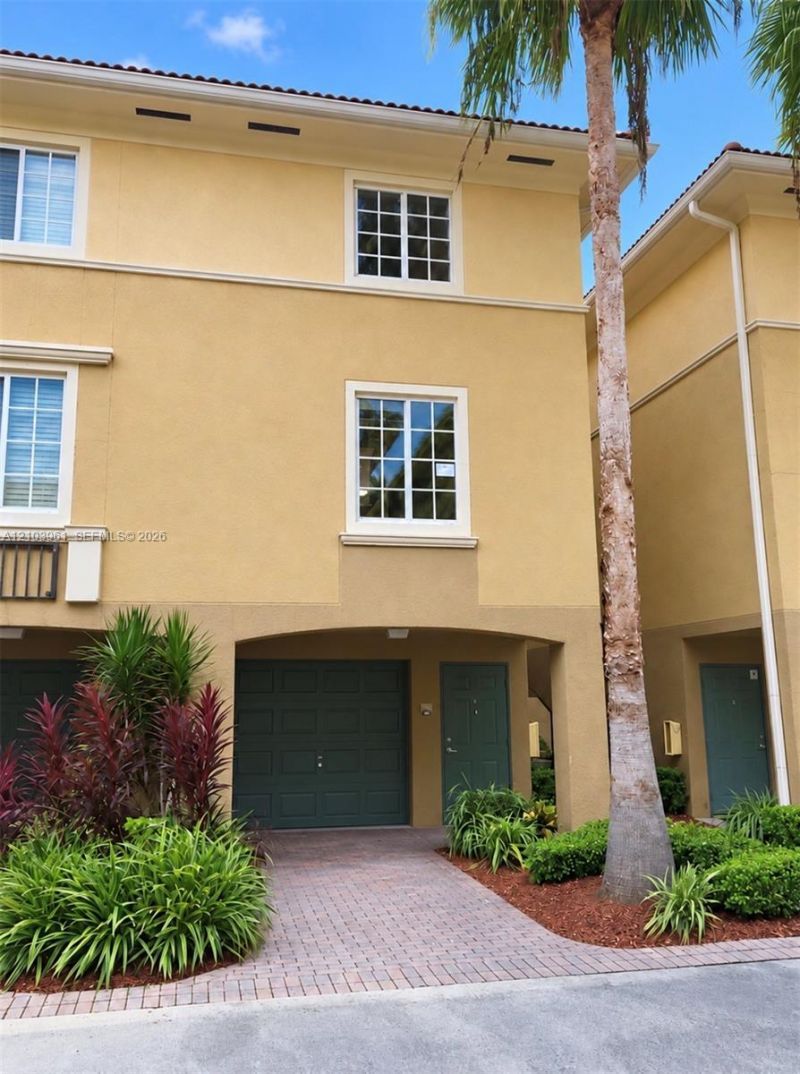 2841 NE 185th St , Unit 510, Aventura, FL 33180 Photo