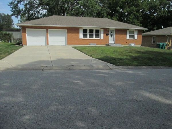 3811 S Delaware Avenue, Independence, MO 64055