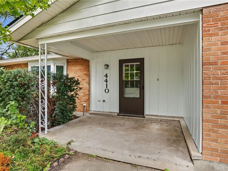 4410 Pebblestone Court, Beavercreek, OH 45432 Photo 3
