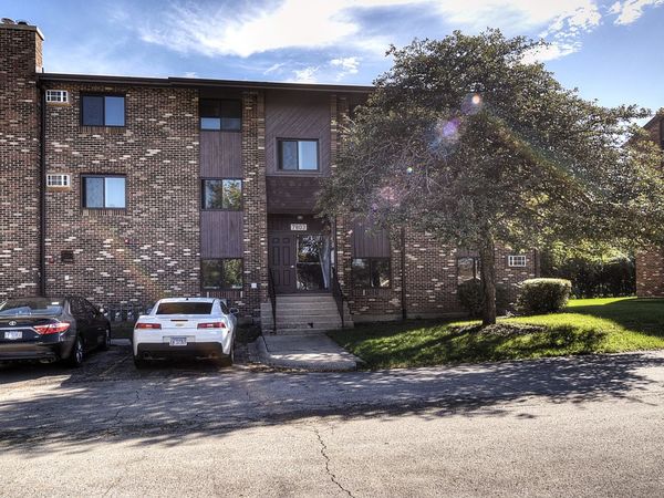 7803 Woodward Avenue , Unit 2A, Woodridge, IL 60517