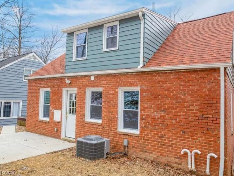 3528 Meadowbrook Boulevard, Cleveland Heights, OH 44118 Photo 5