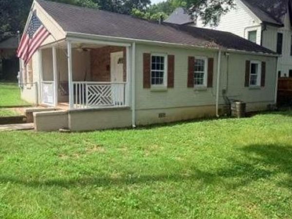 2811 Glenwood Avenue SE, Atlanta, GA 30317