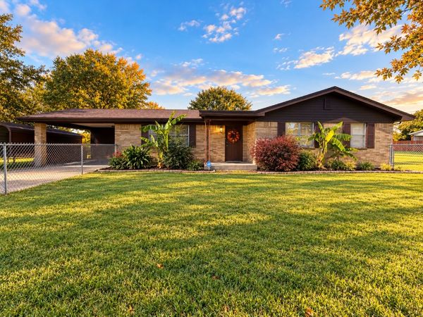 9185 Brock Road , Lone Grove, OK 73443