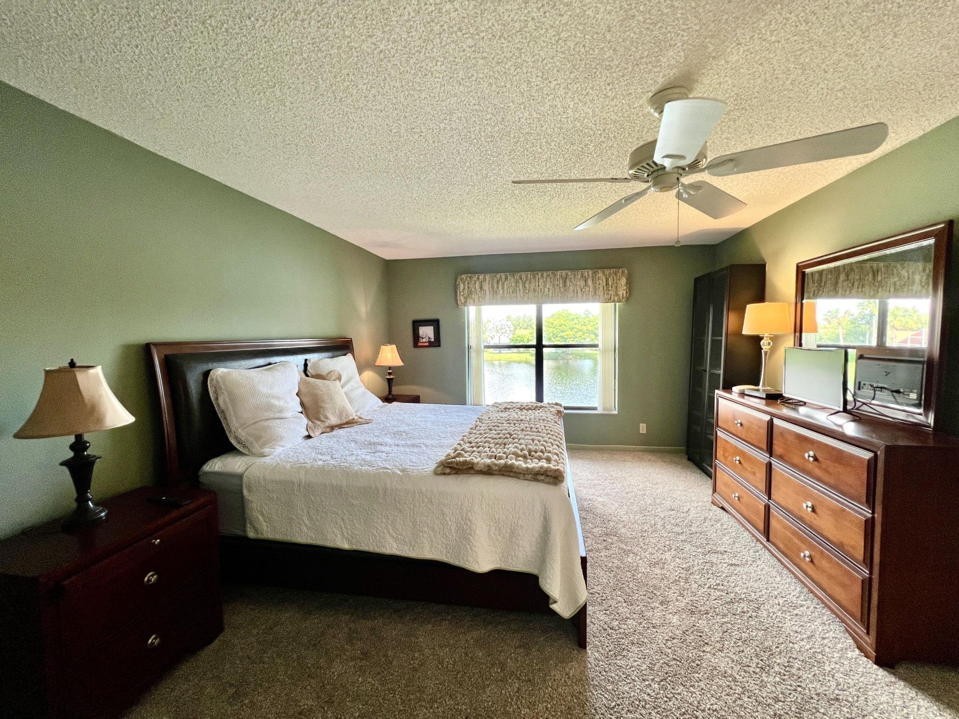 6944 Briarlake Circle, Unit 201, Palm Beach Gardens, FL 33418 Photo