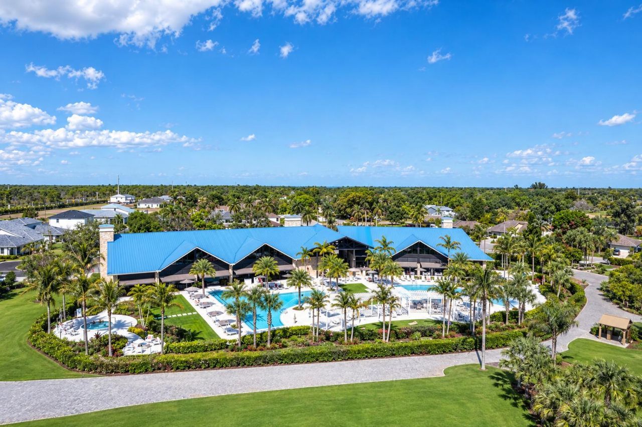 6944 Briarlake Circle, Unit 201, Palm Beach Gardens, FL 33418 Photo