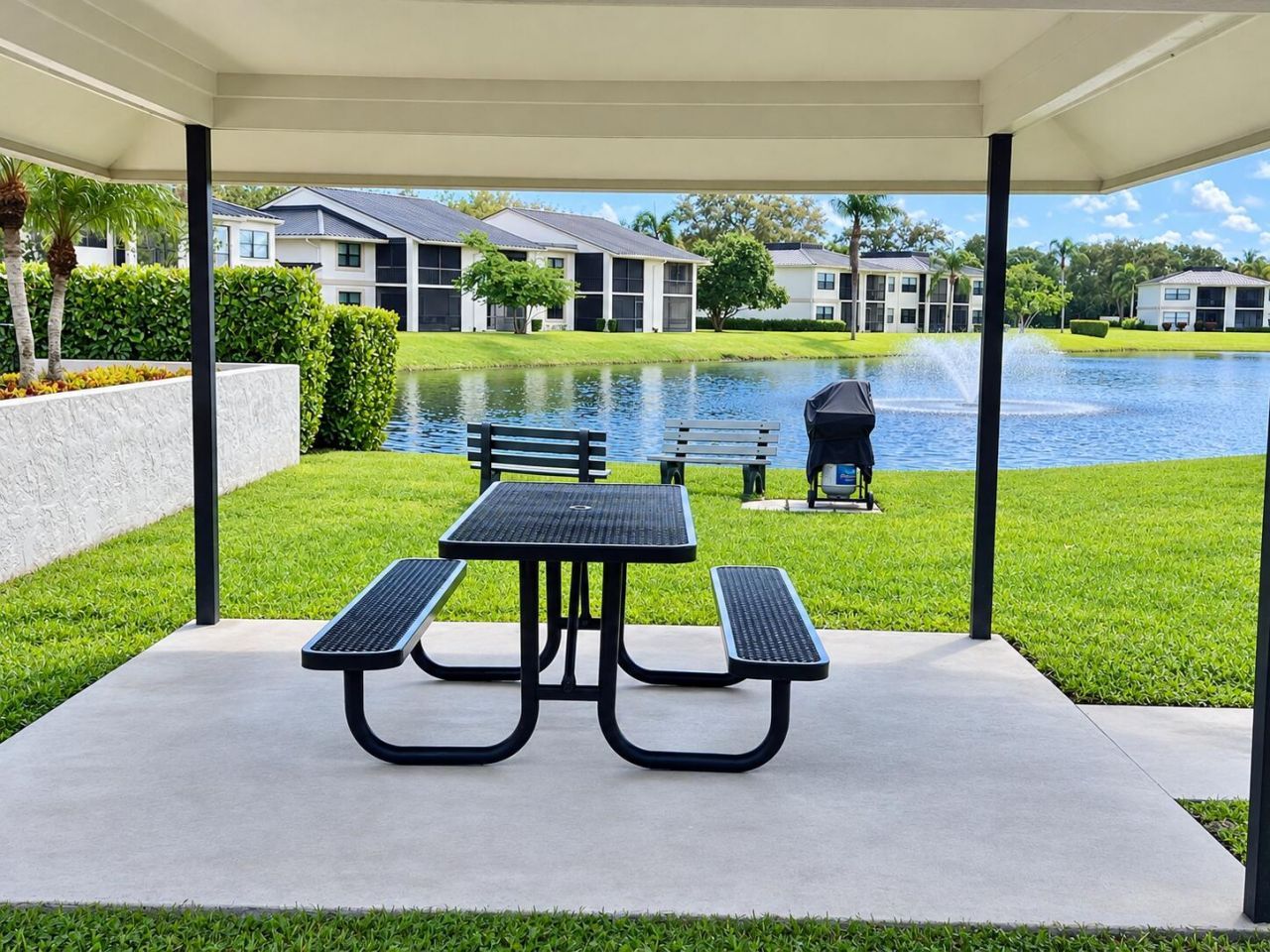 6944 Briarlake Circle, Unit 201, Palm Beach Gardens, FL 33418 Photo