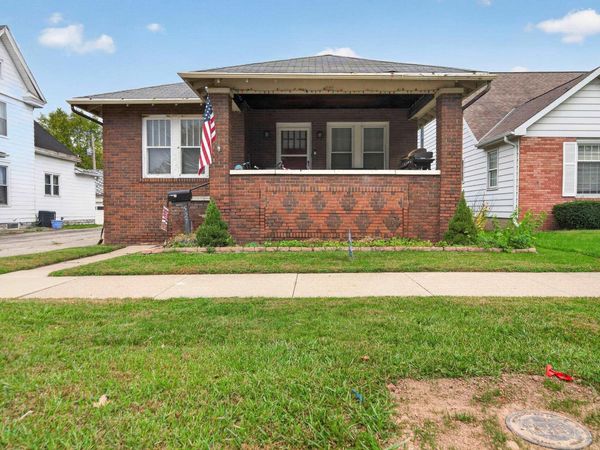 527 Burlington Avenue, Logansport, IN 46947
