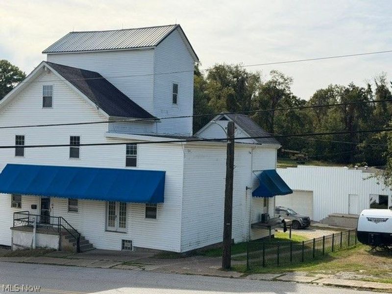 128 S Sugar Street, Saint Clairsville, OH 43950 Photo 12