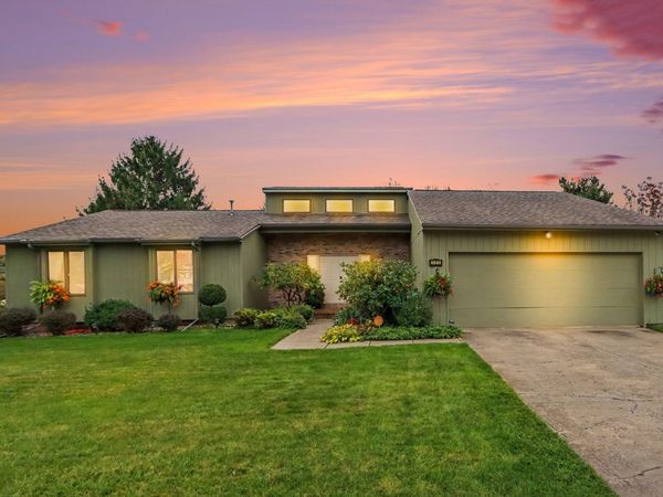 125 Jacaranda Drive, Battle Creek, MI 49015