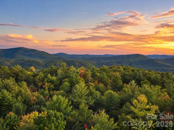 000 Bulling Creek Road , Penrose, NC 28766