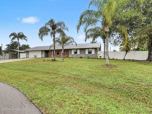 192 Hurtig Avenue NW , Palm Bay, FL 32907