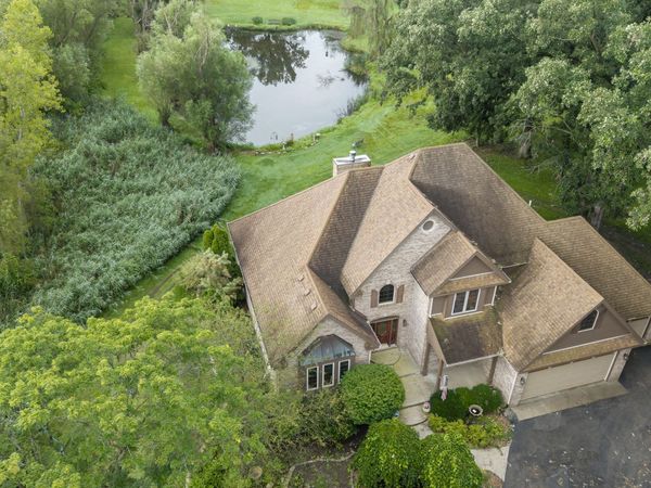 292 W 500 N , Valparaiso, IN 46385