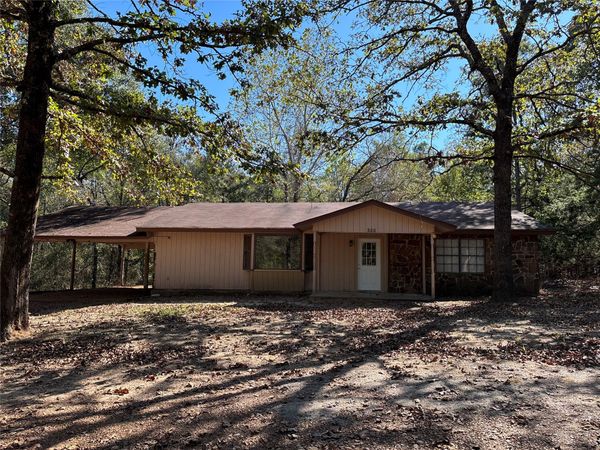 300 NE 14th Street, Antlers, OK 74523
