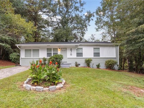 876 Bolton Place NW, Atlanta, GA 30331