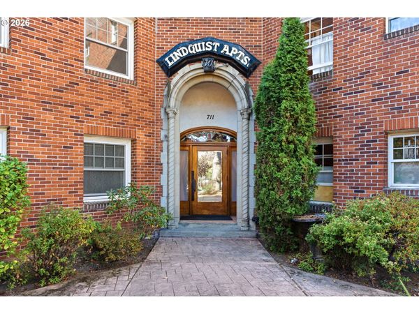 711 NE RANDALL AVE, Unit 105, Portland, OR 97232