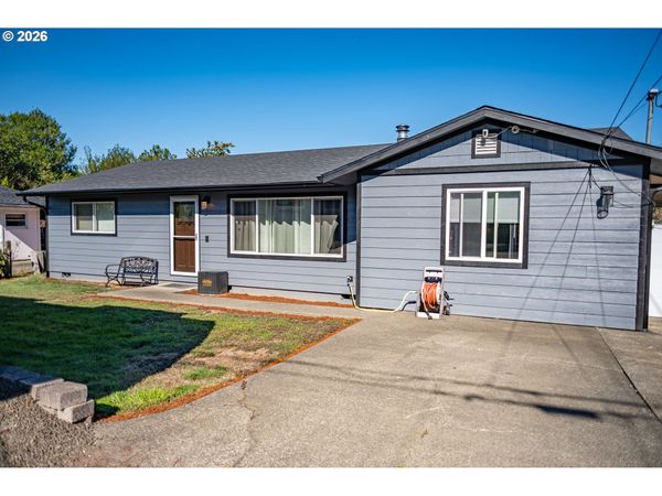 1654 CARLISLE LN, Myrtle Point, OR 97458