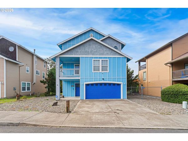 2166 NW MAST AVE, Lincoln City, OR 97367