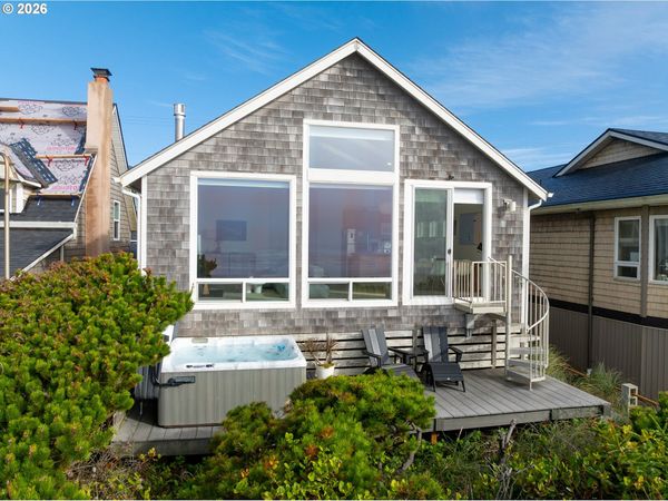 1227 N PACIFIC LN, Rockaway Beach, OR 97136