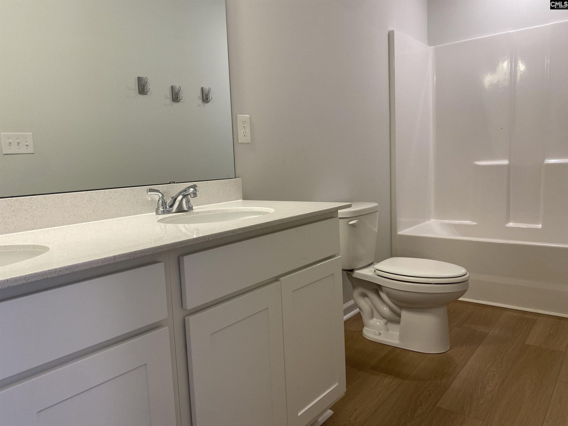 2384 Trakand Drive  Photo 18