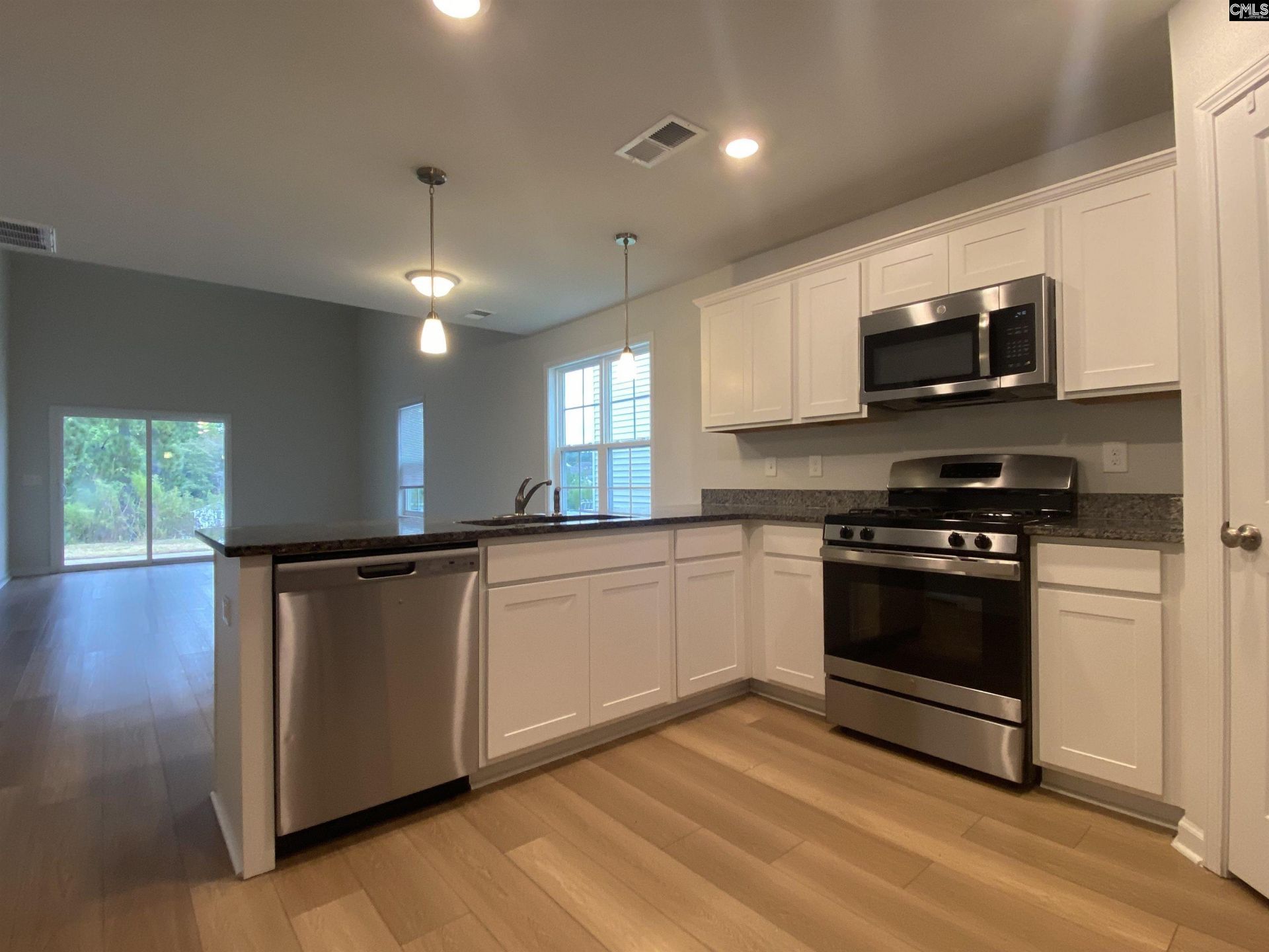 2384 Trakand Drive  Photo 7