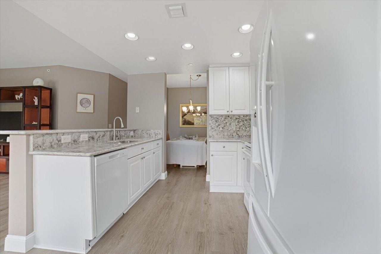7715 Yardley Drive, Unit 313, Tamarac, FL 33321 Photo