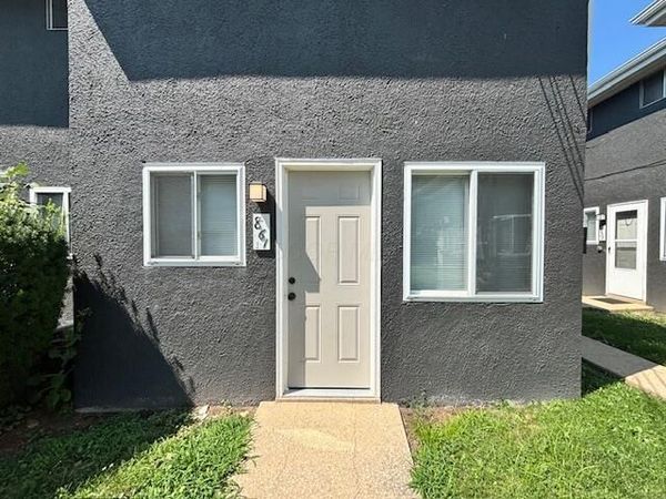 861 Oakland Park Avenue , Columbus, OH 43224