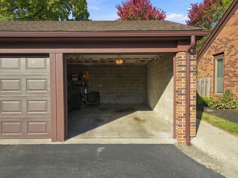4261 Chaucer Lane , Columbus, OH 43220 Photo 51